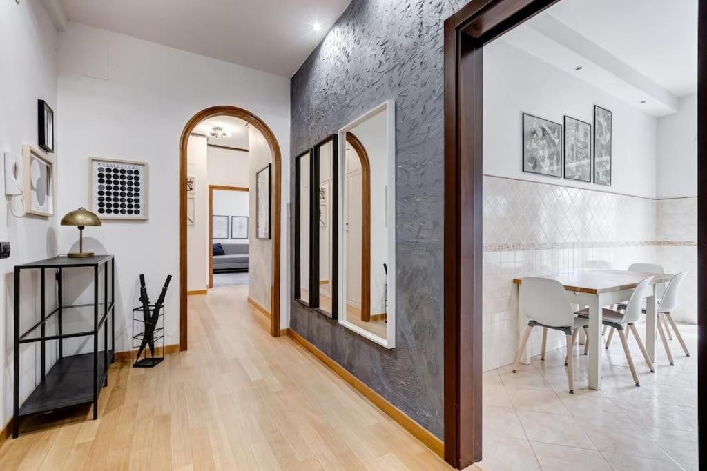 Apartamento Bdc - Rome, Open City! 3-bdr!
